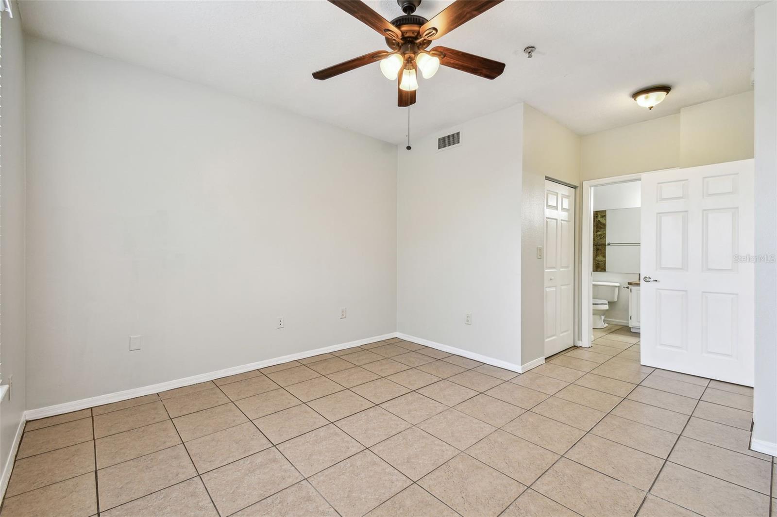 THE PINNACLE AT CARROLLWOOD A - Residential