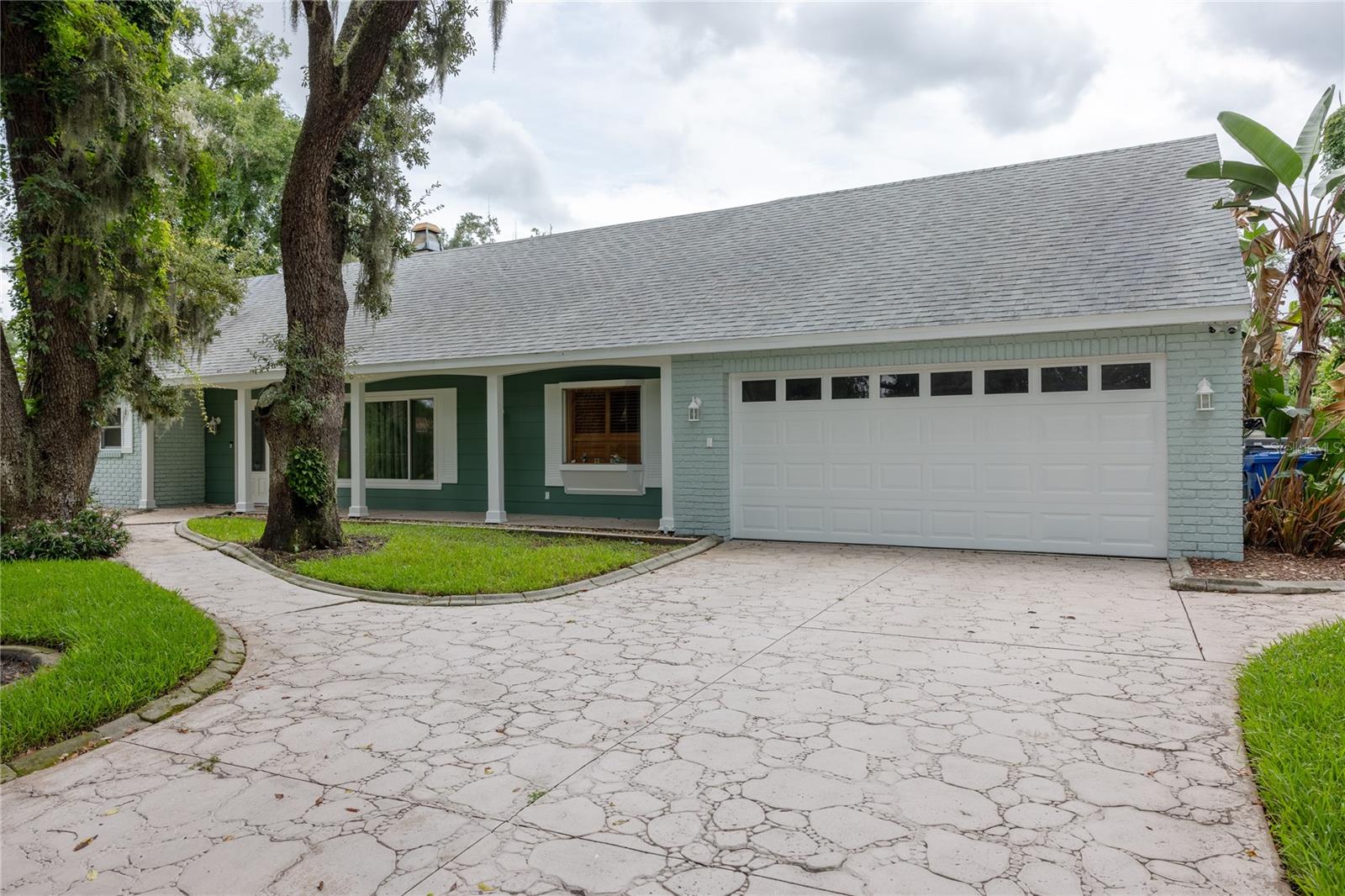 615 VALLE VISTA DRIVE