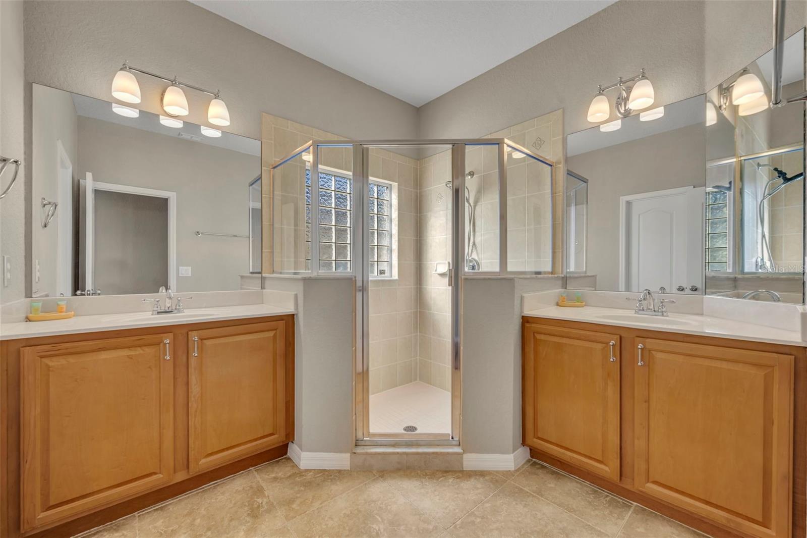 MANOR AT WEST HAVEN - Residential