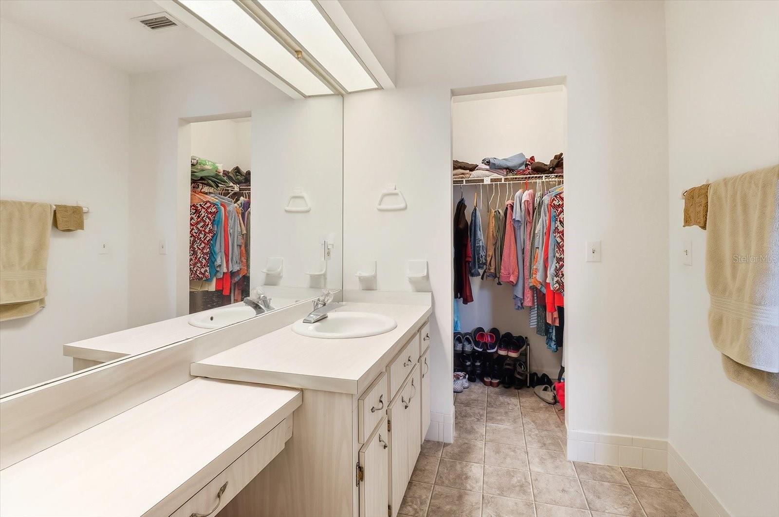 WOODMERE - Residential