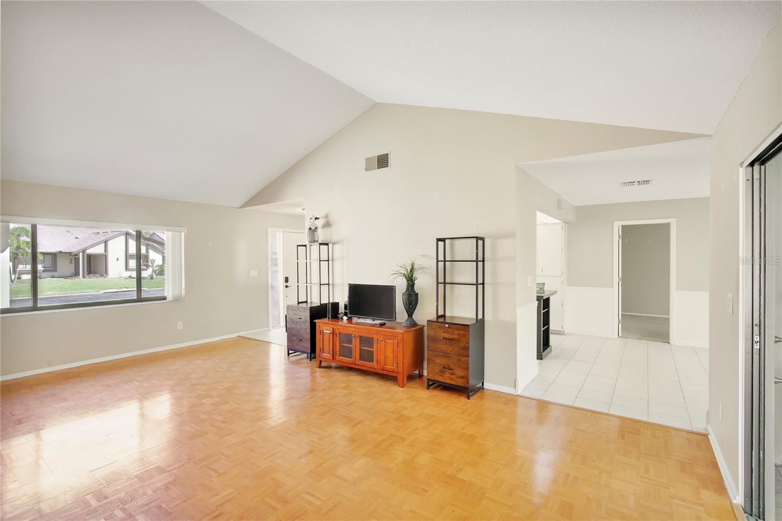 VILLAGE ON THE GREEN PATIO HOMES - Residential