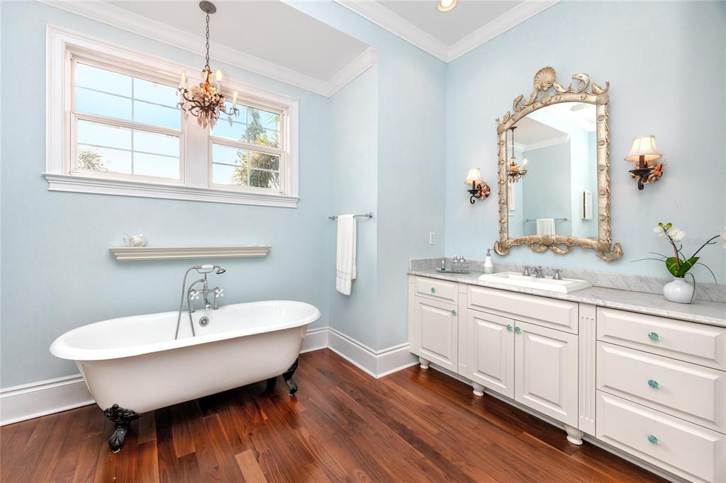 SUNSET BEACH SUB UN 3 - Residential