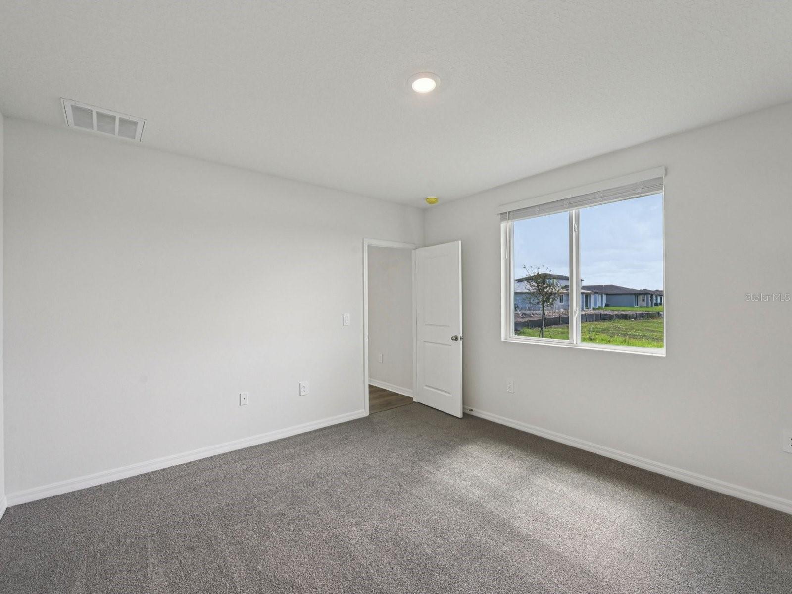 LEYLAND PRESERVE - Residential