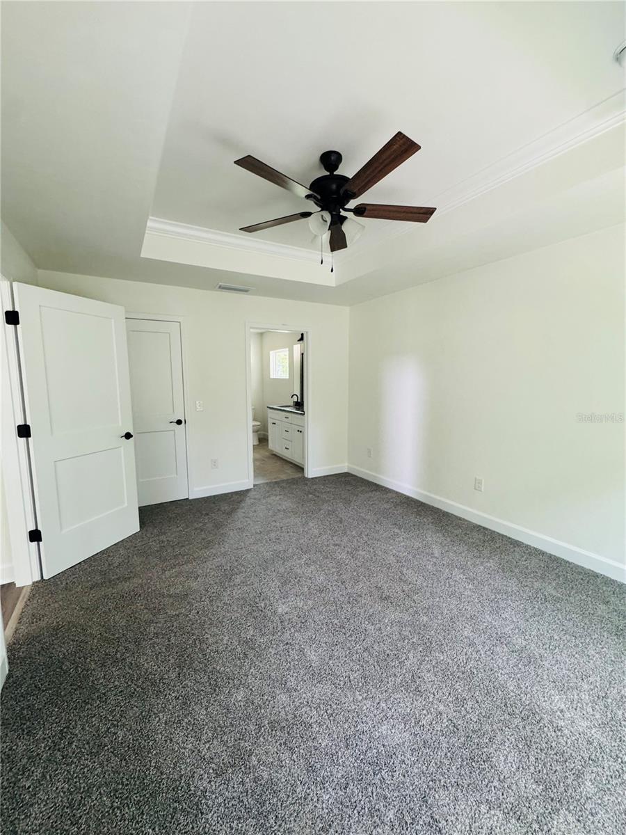 UNIVERSITY ESTATES - Residential