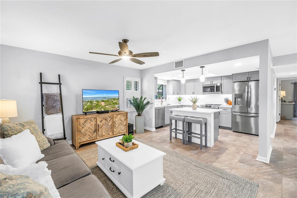 Photo of 300 S Florida Avenue #400A, Tarpon Springs, FL 34689 (MLS # TB8547467)