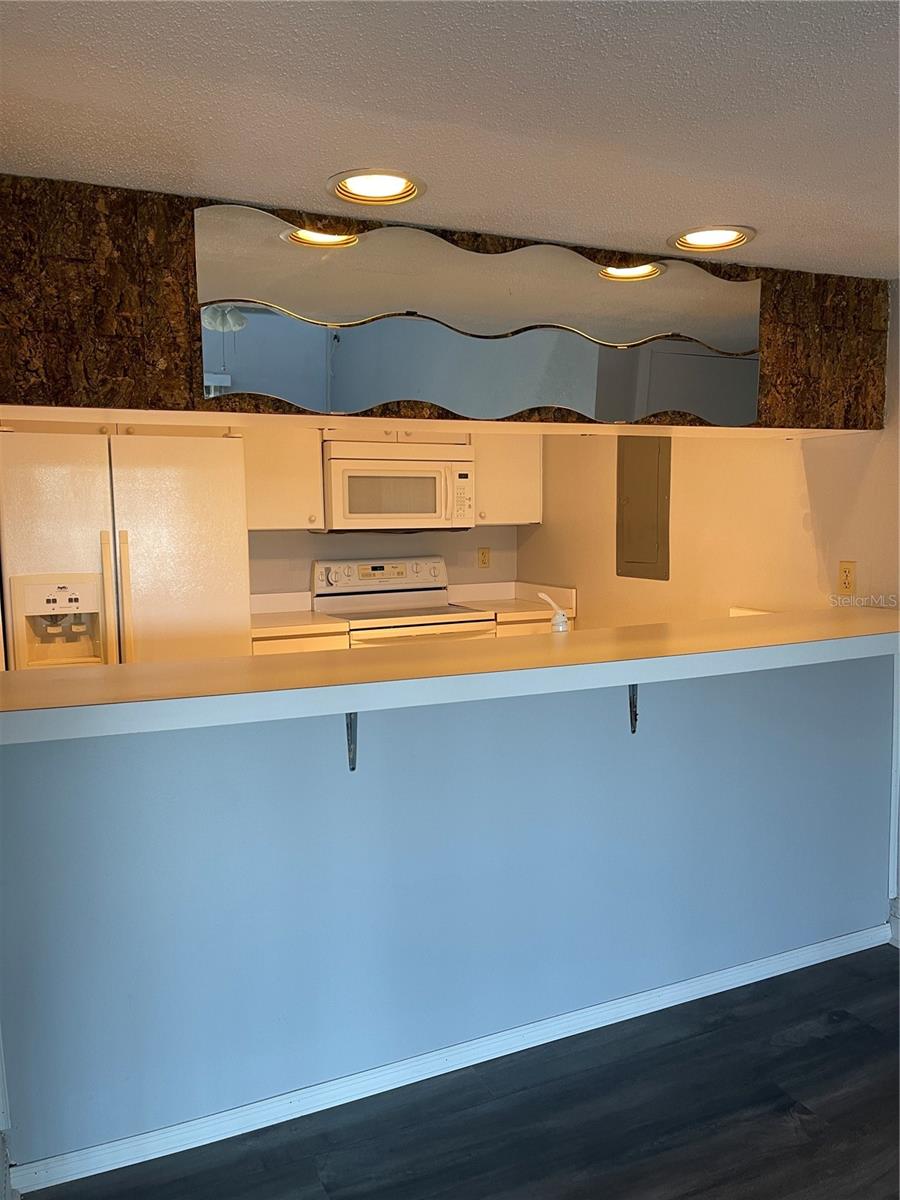 GRENELEFE CONDOMINIUMS - Residential Lease