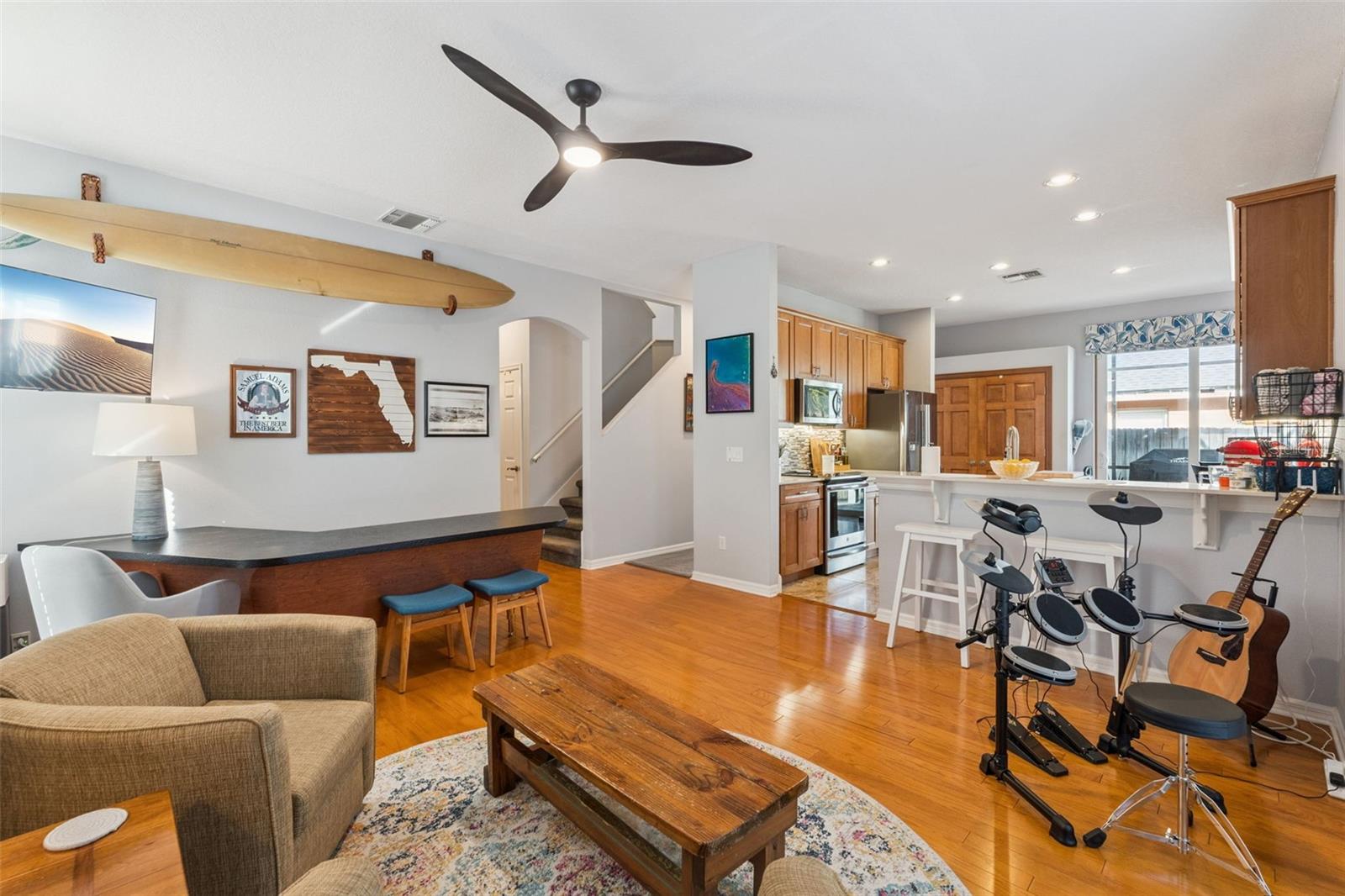 PHILLIPS OAKS - Residential