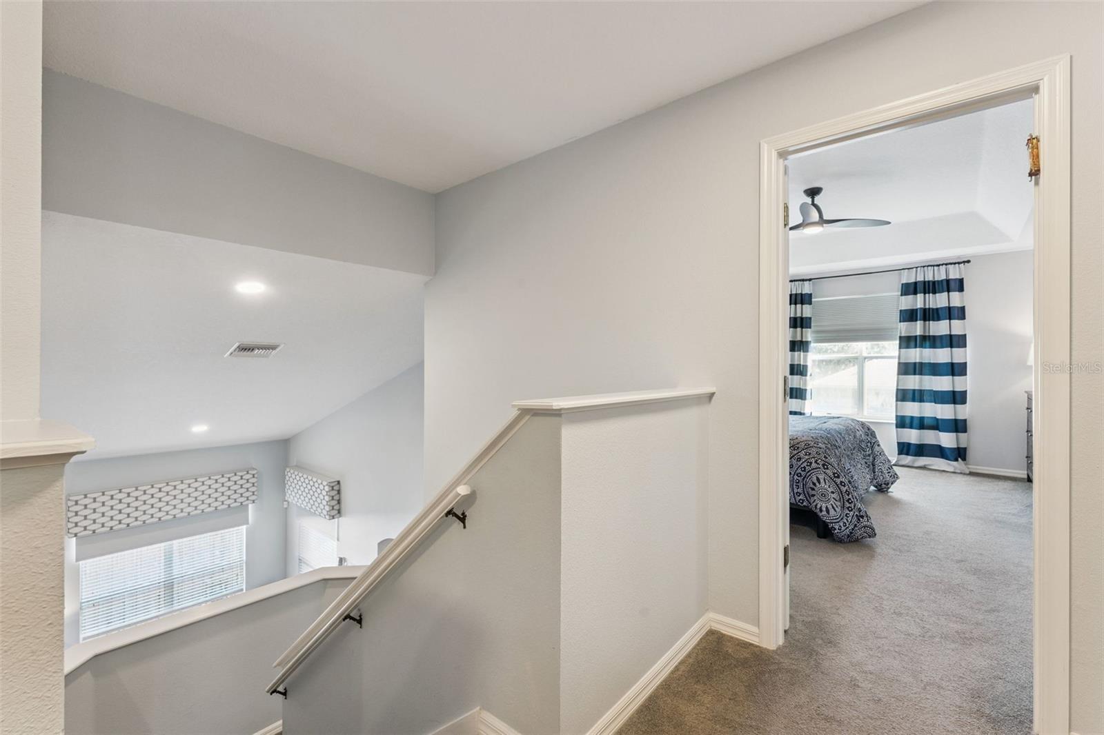 PHILLIPS OAKS - Residential