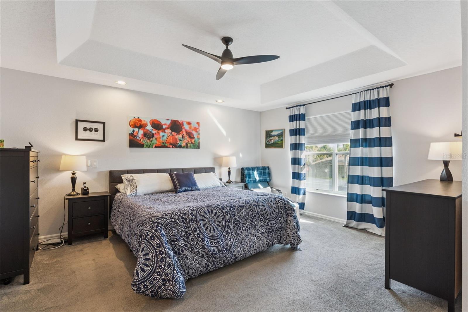 PHILLIPS OAKS - Residential