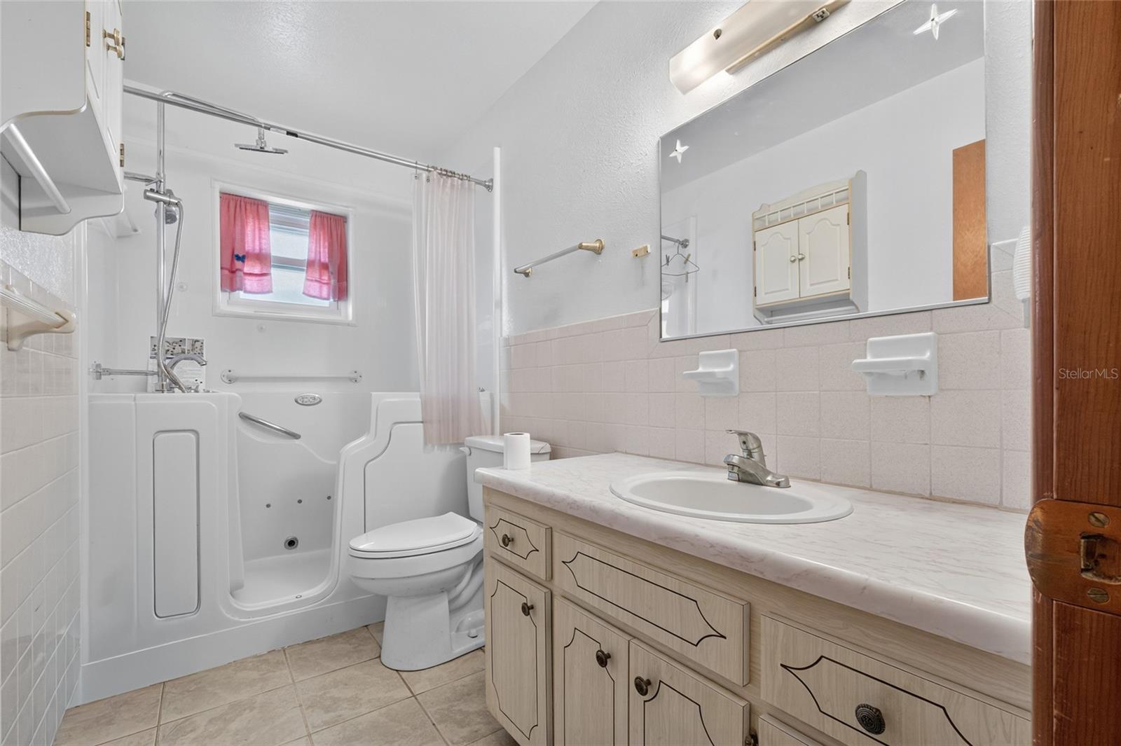 ZEPHYR HEIGHTS 1ST ADD - Residential