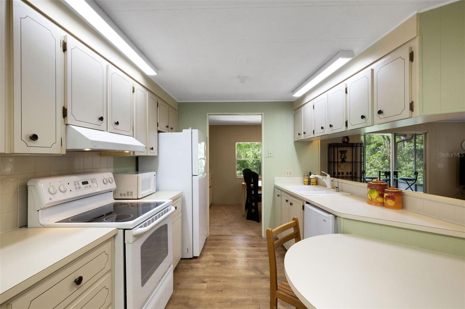 98 CEDAR ELM DRIVE 32