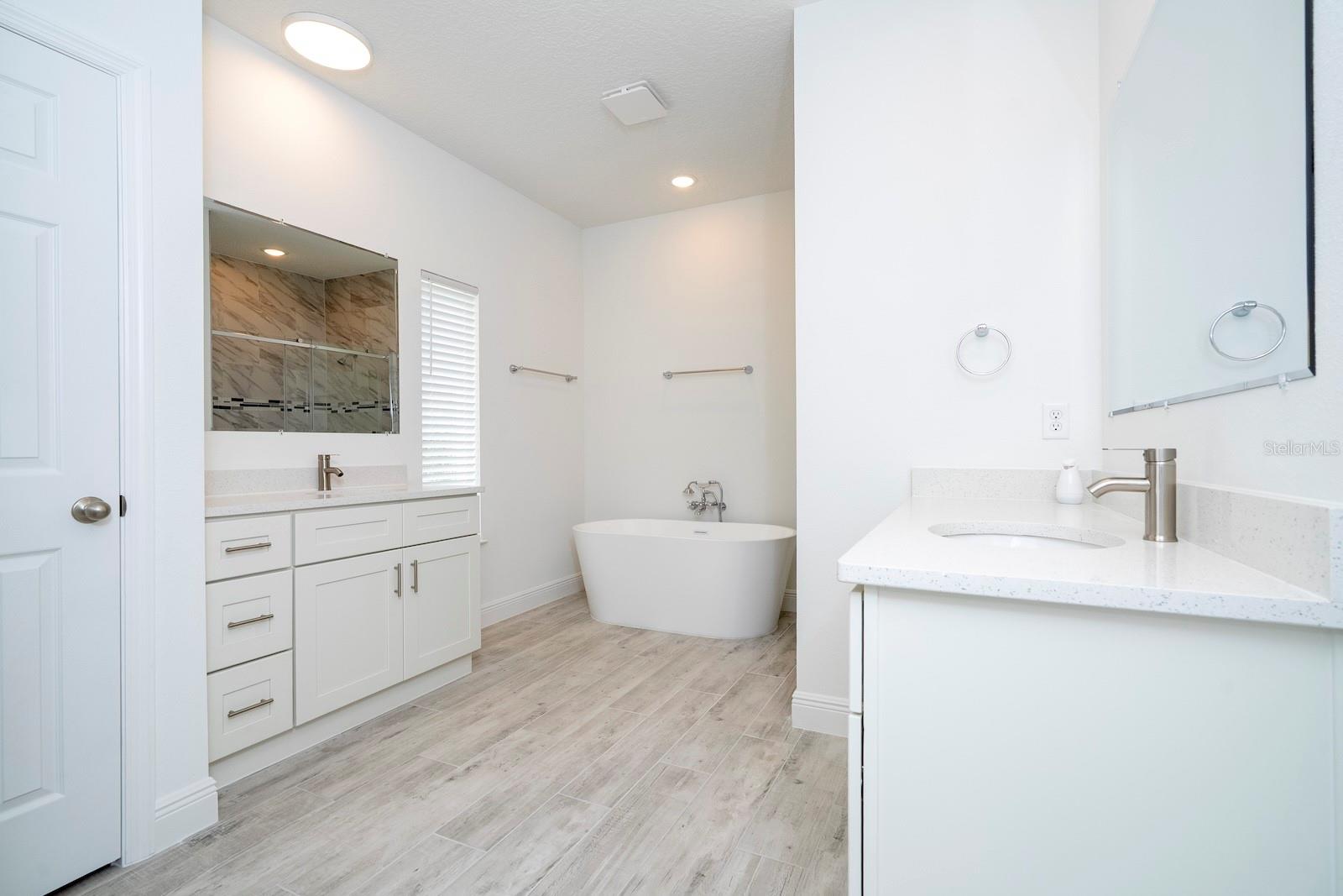 MARION OAKS UN TEN - Residential