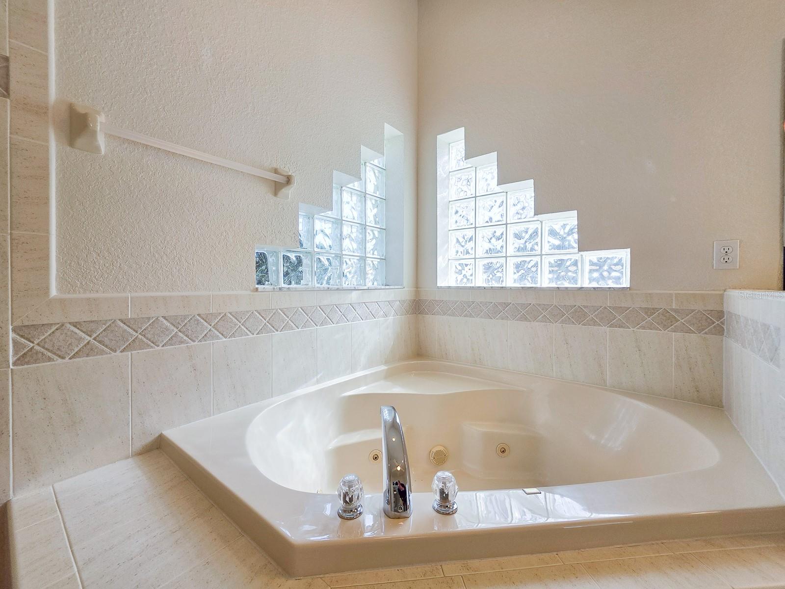 HALIFAX PLANTATION UNIT 02 SEC E - Residential