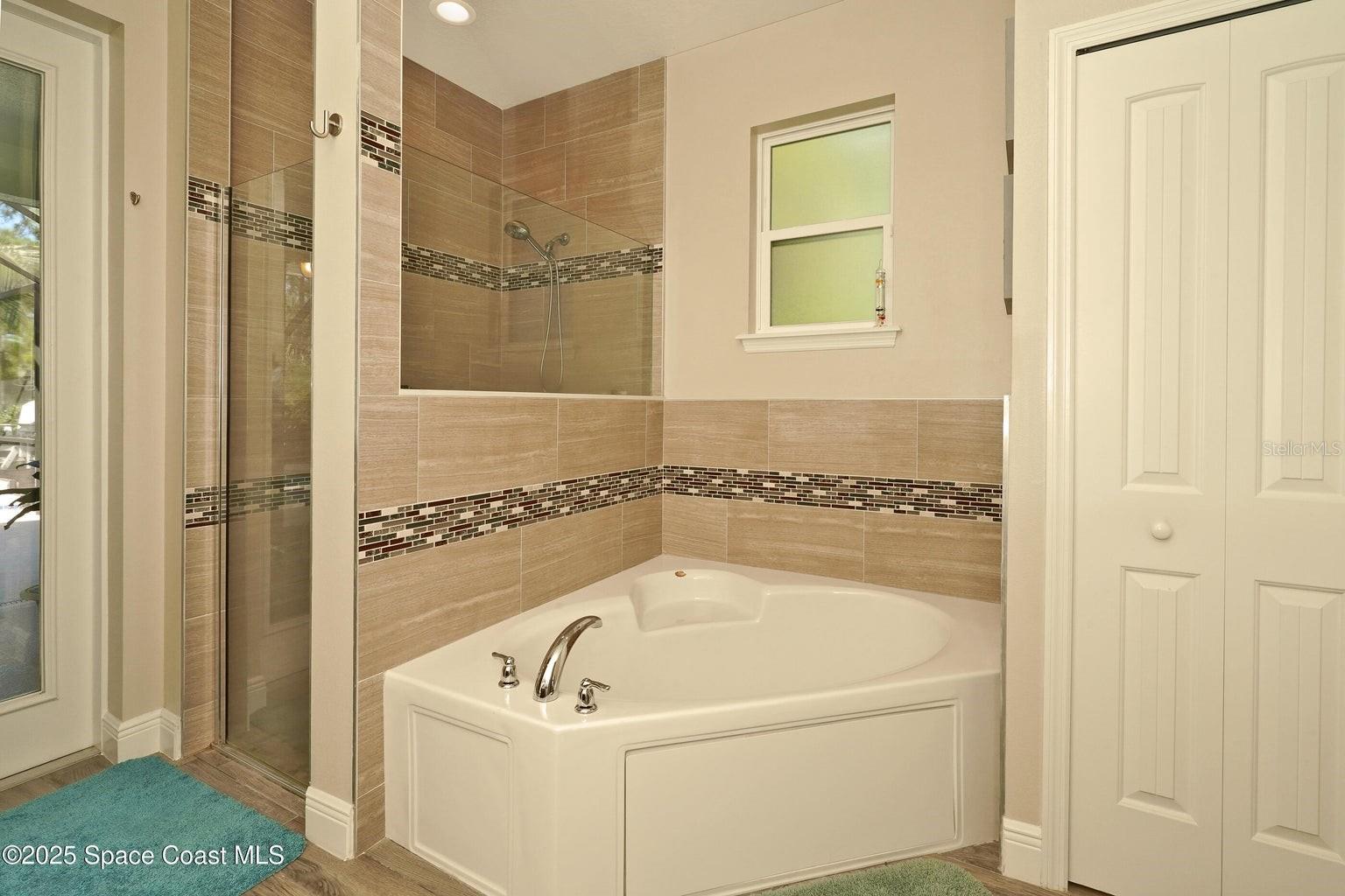 RIVERVIEW TERRACE AMD - Residential