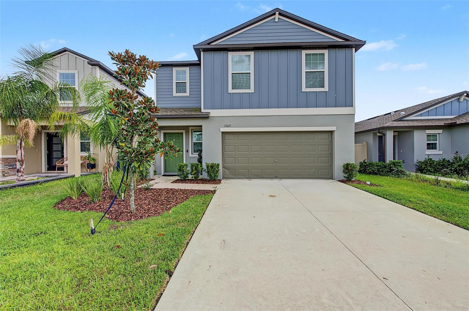 11621 RADIANT SHORE LOOP