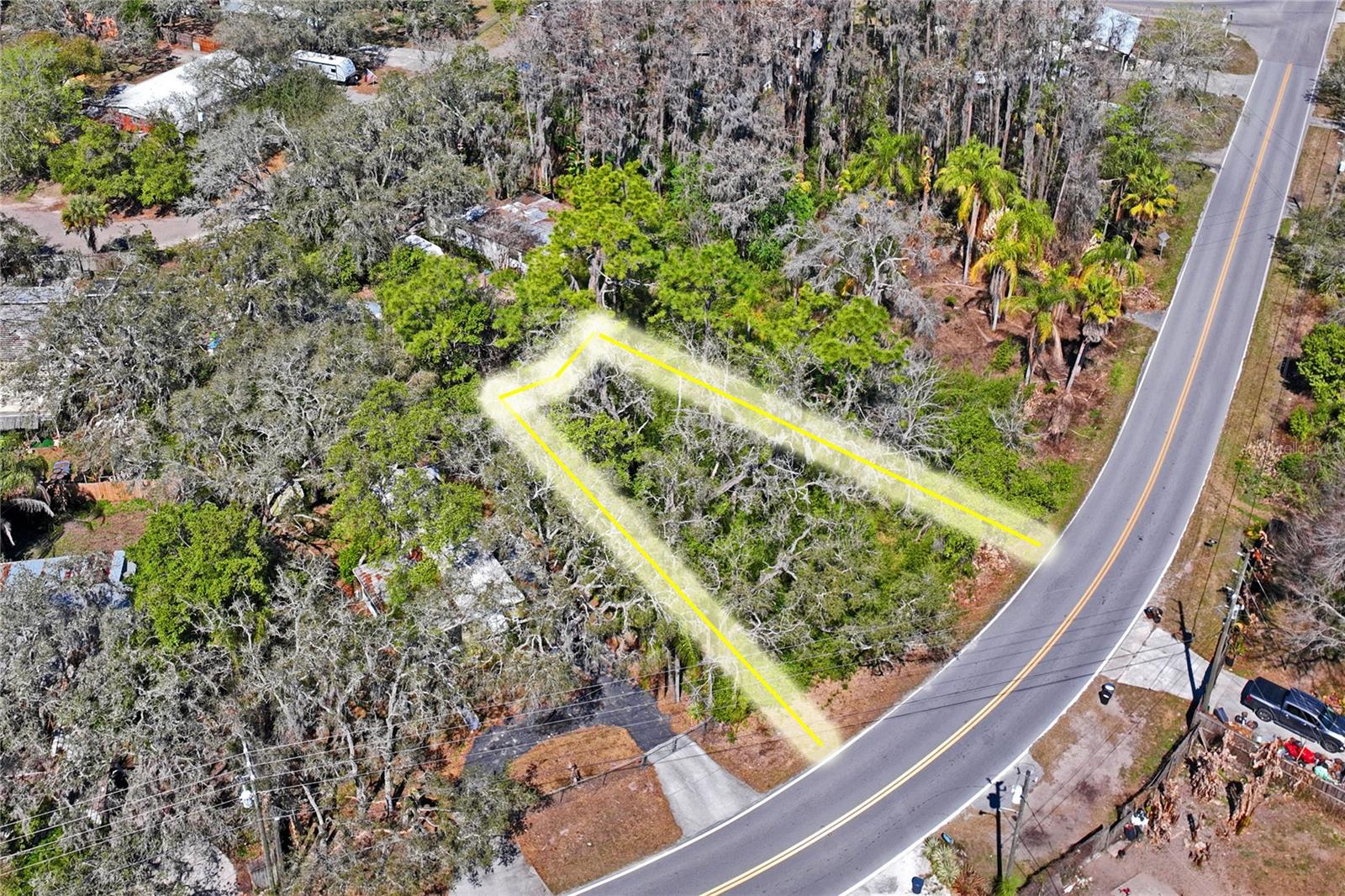 MOON LAKE ESTATES - Land