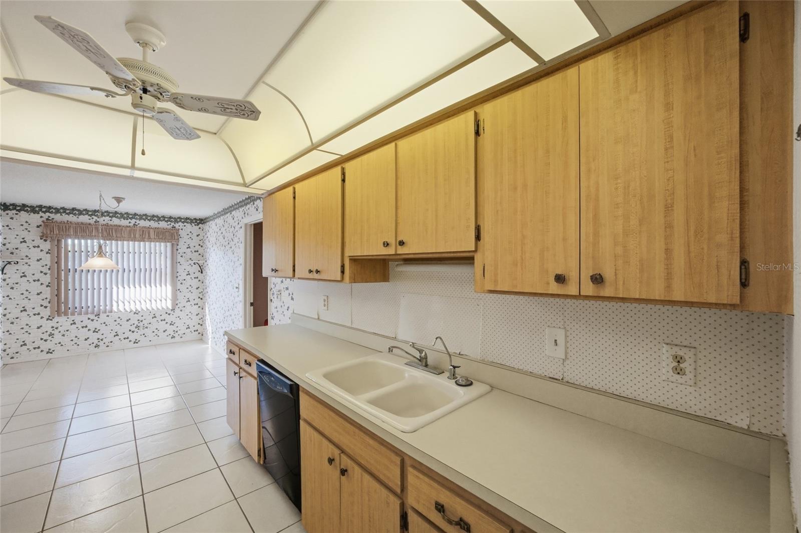 LANCASTER I CONDO - Residential