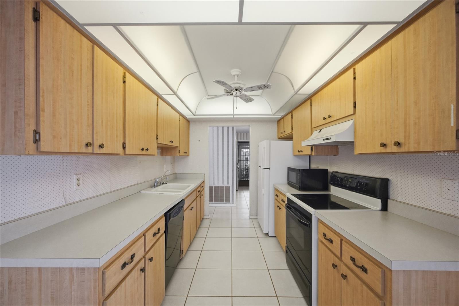 LANCASTER I CONDO - Residential