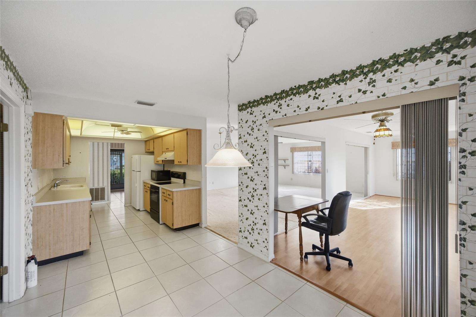 LANCASTER I CONDO - Residential