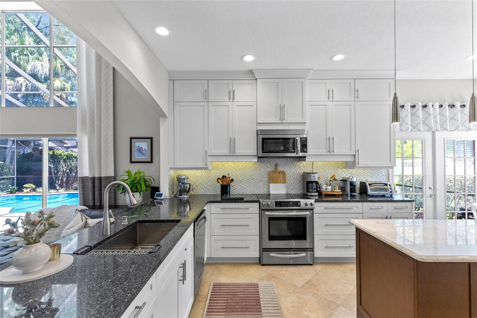 CHESTNUT RIDGE - Residential