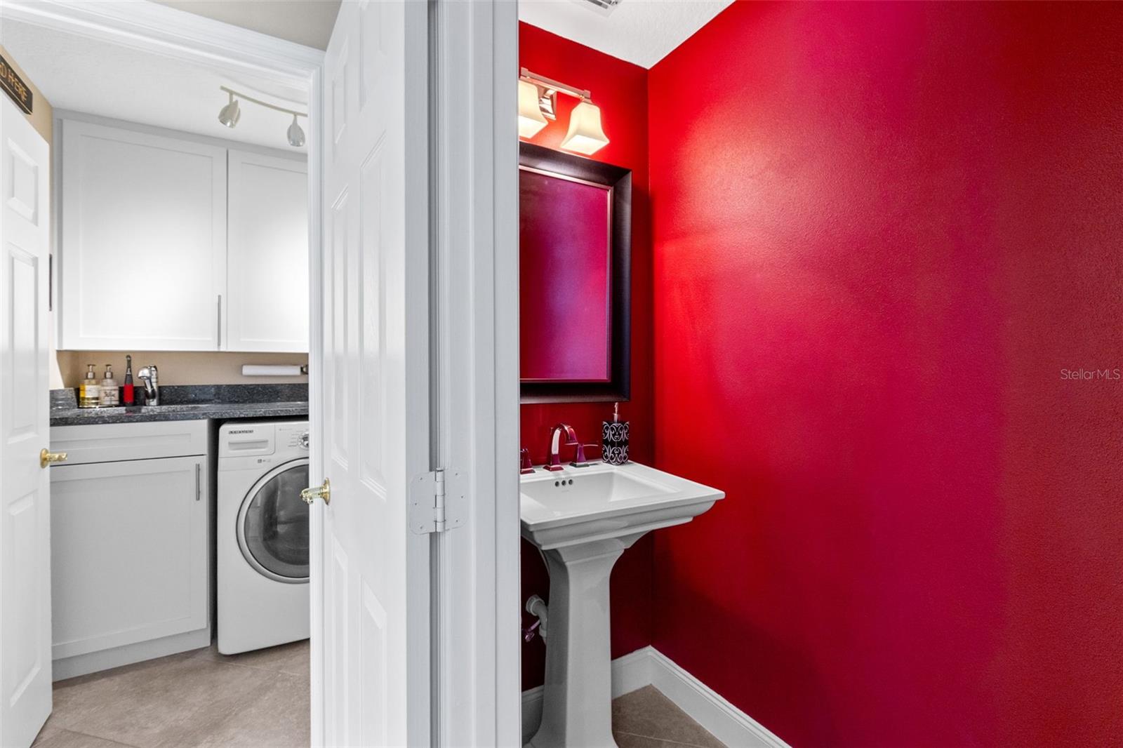 CHESTNUT RIDGE - Residential