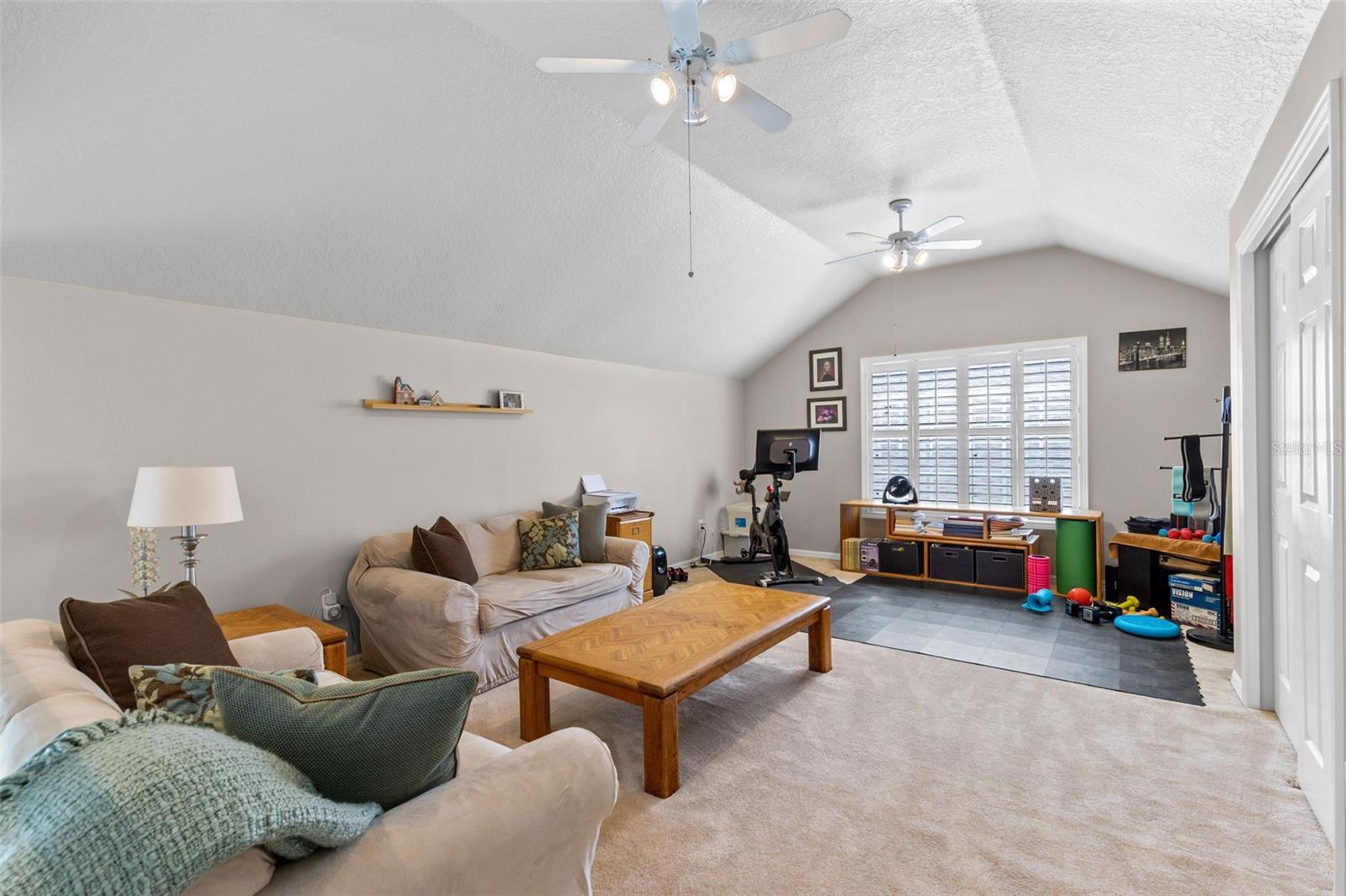 CHESTNUT RIDGE - Residential