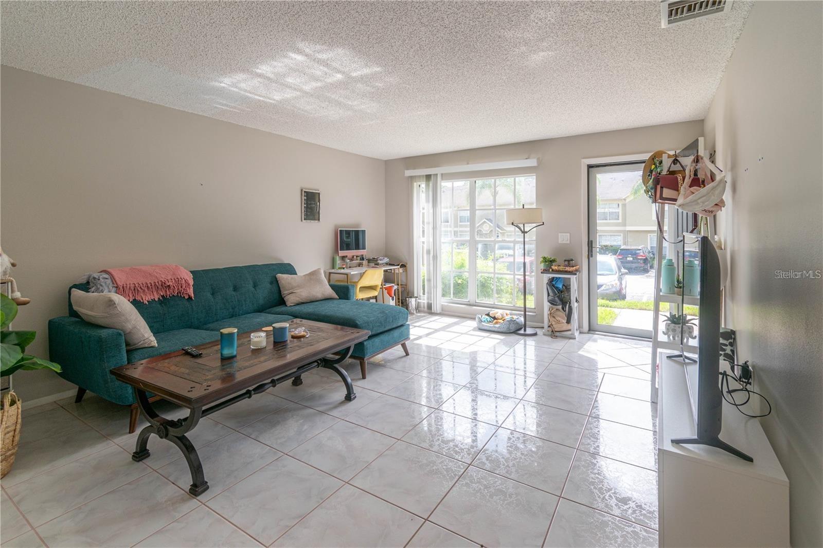 TOWNHOMES OF COUNTRYSIDE - Residential Lease