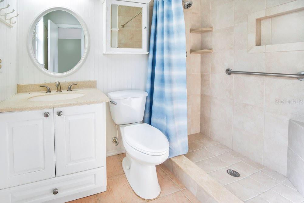 RIVERS EDGE - Residential