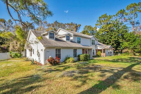 Photo of 1500 Rivers Edge Drive, Orlando, FL 32825 (MLS # V4946363)