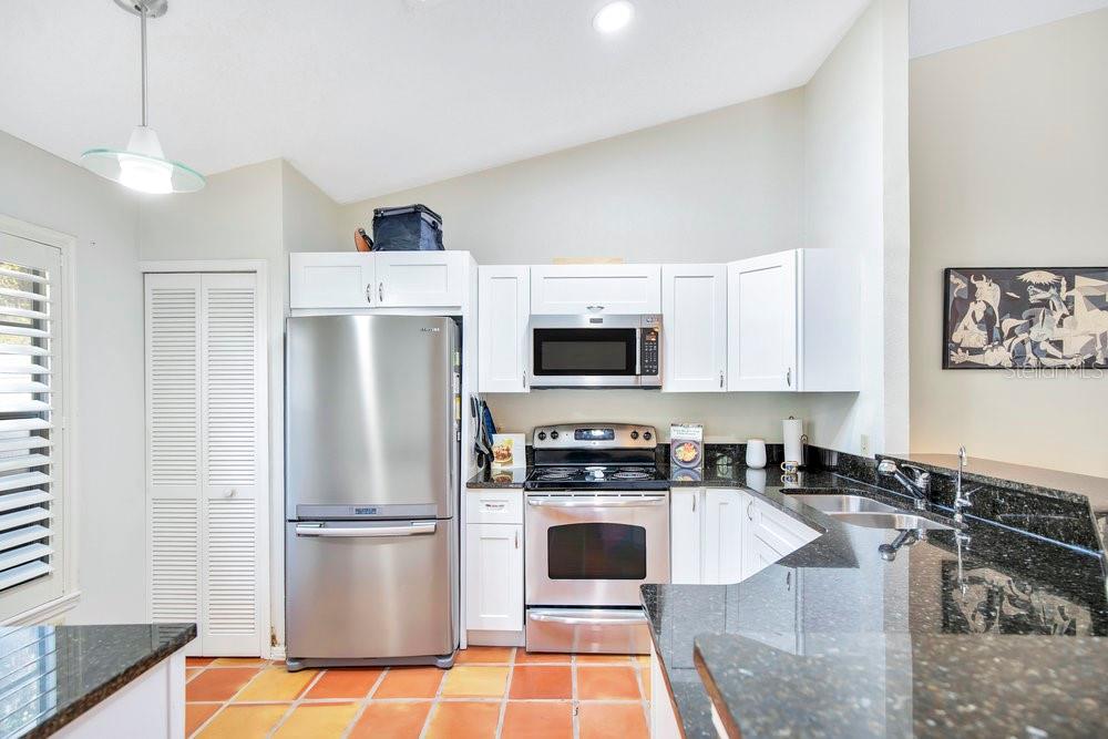 RIVERS EDGE - Residential