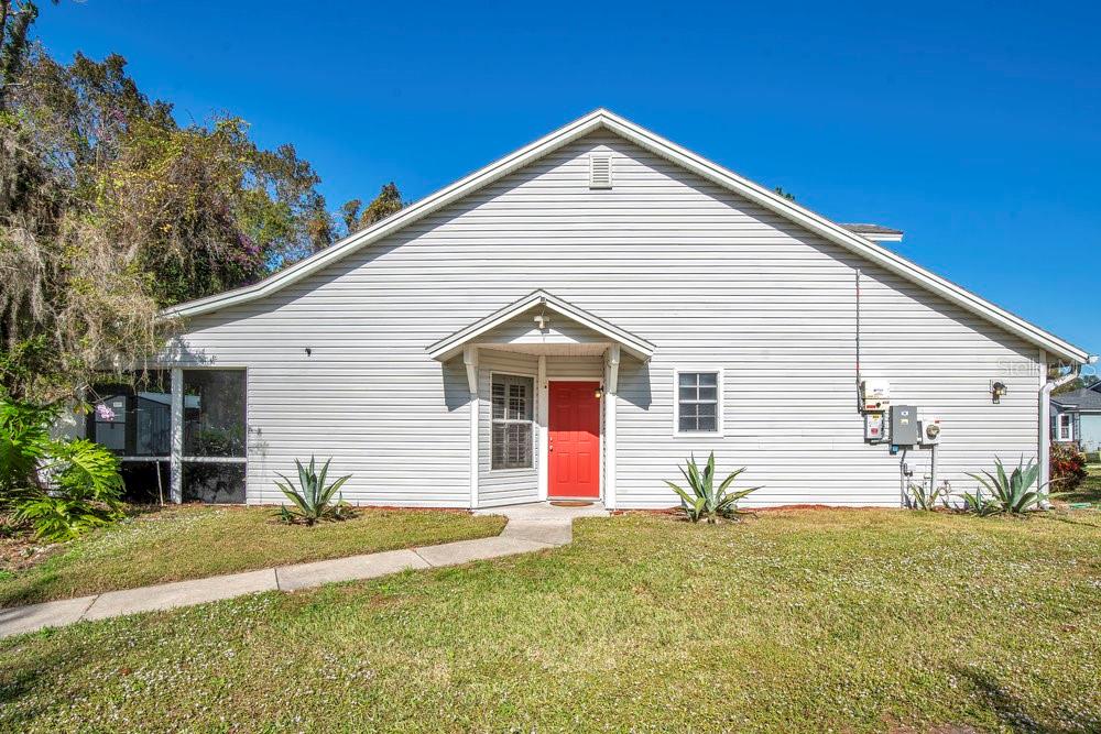 RIVERS EDGE - Residential