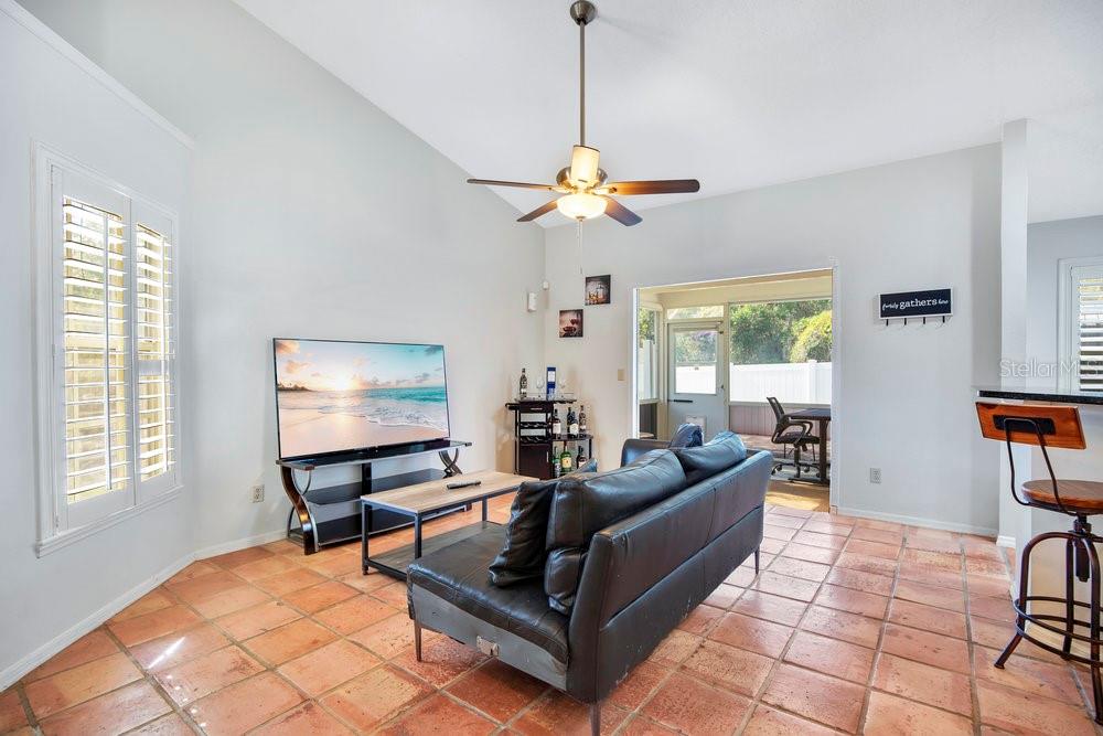 RIVERS EDGE - Residential