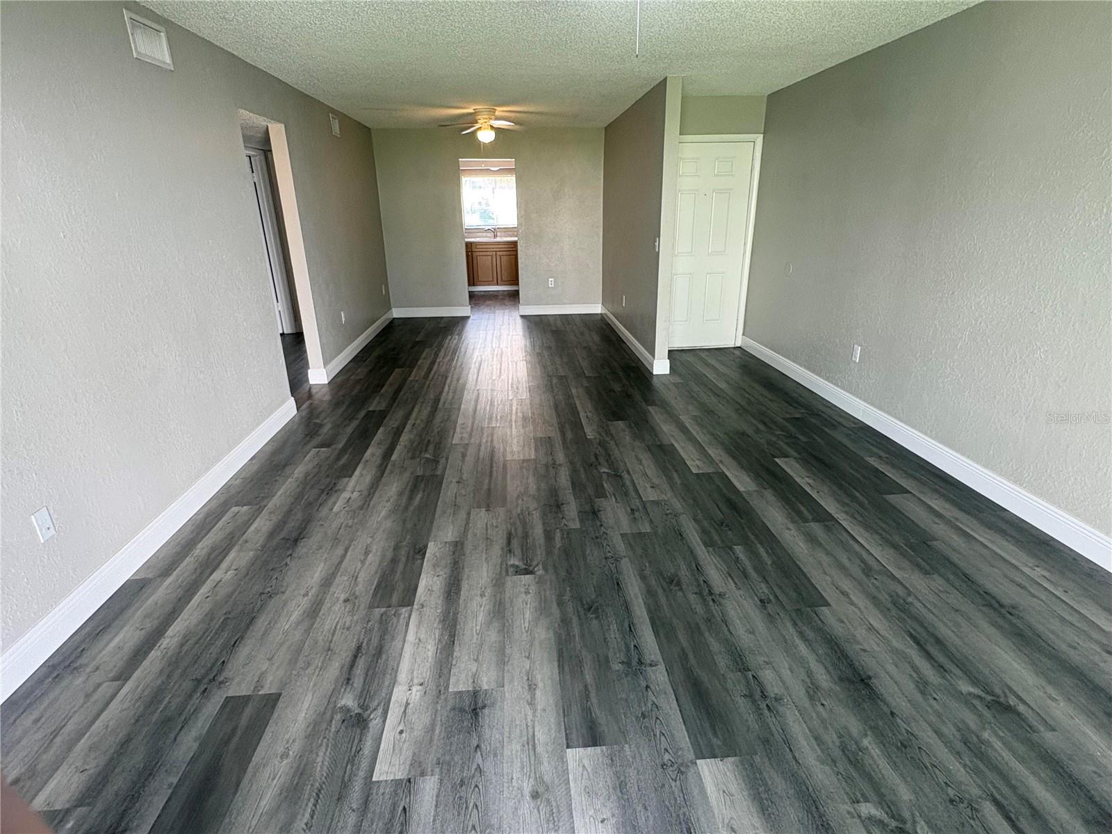 AVALON CONDO - Residential