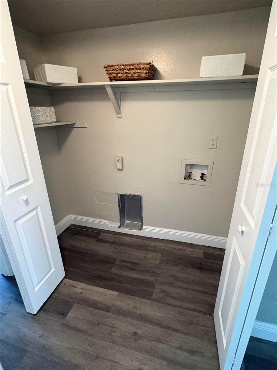 AVALON CONDO - Residential