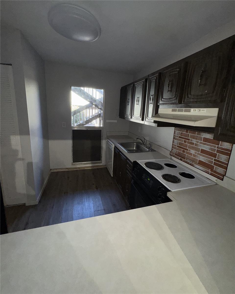 717 SW 75TH STREET 103