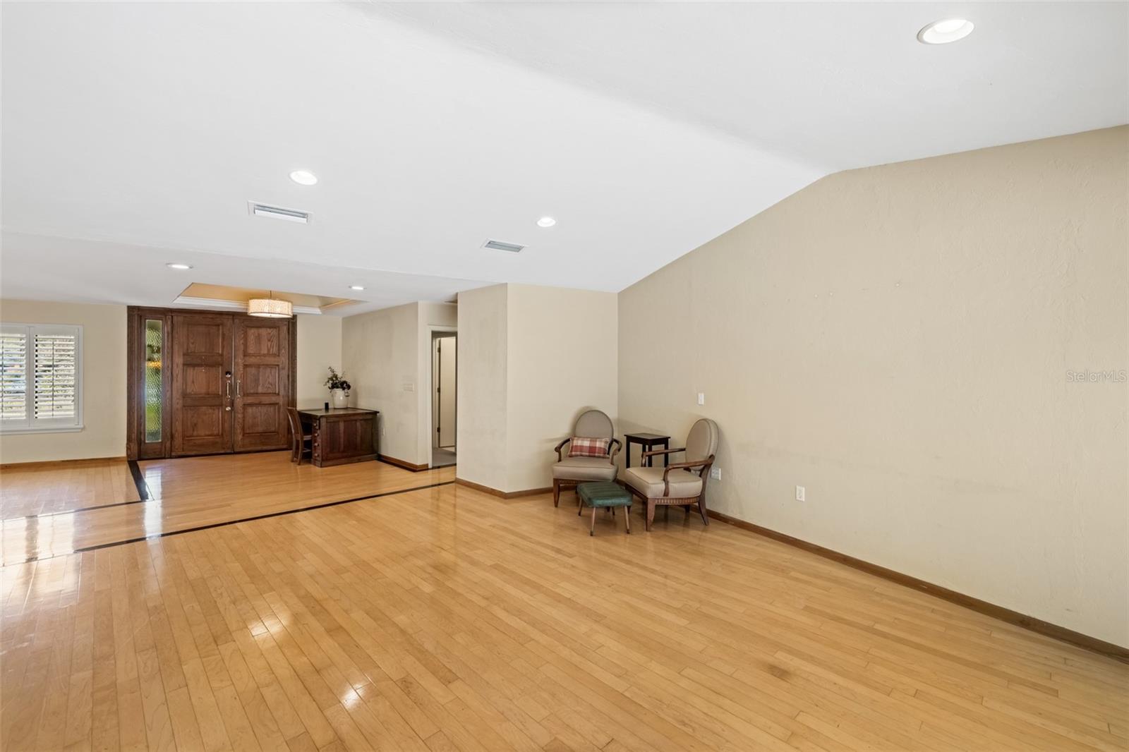 RAINTREE - Residential