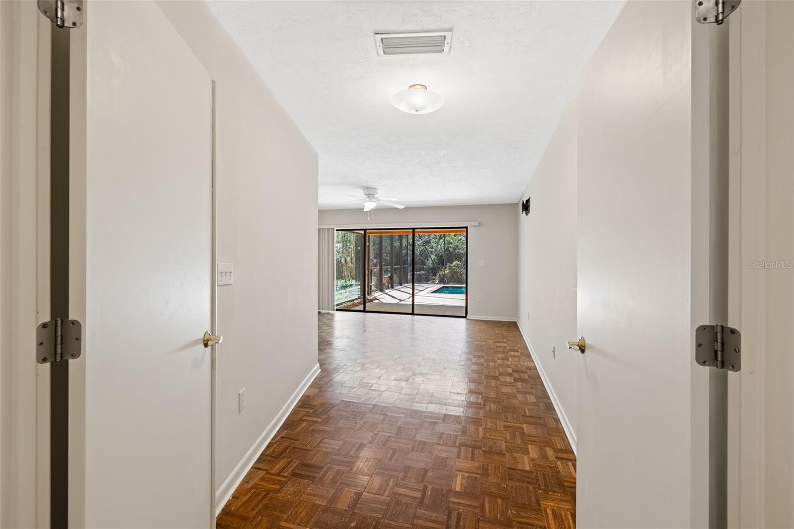 RAINTREE - Residential