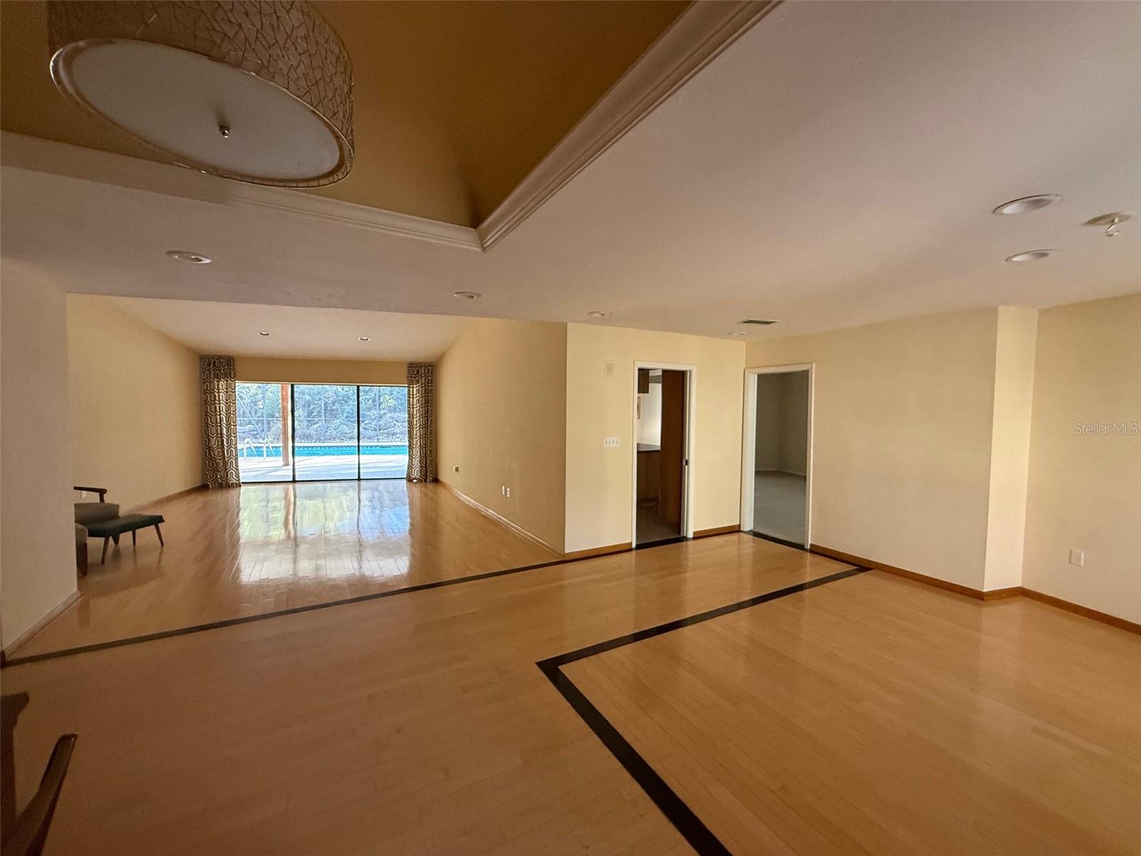 RAINTREE - Residential