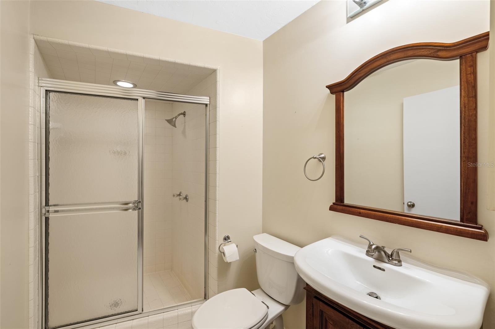 RAINTREE - Residential