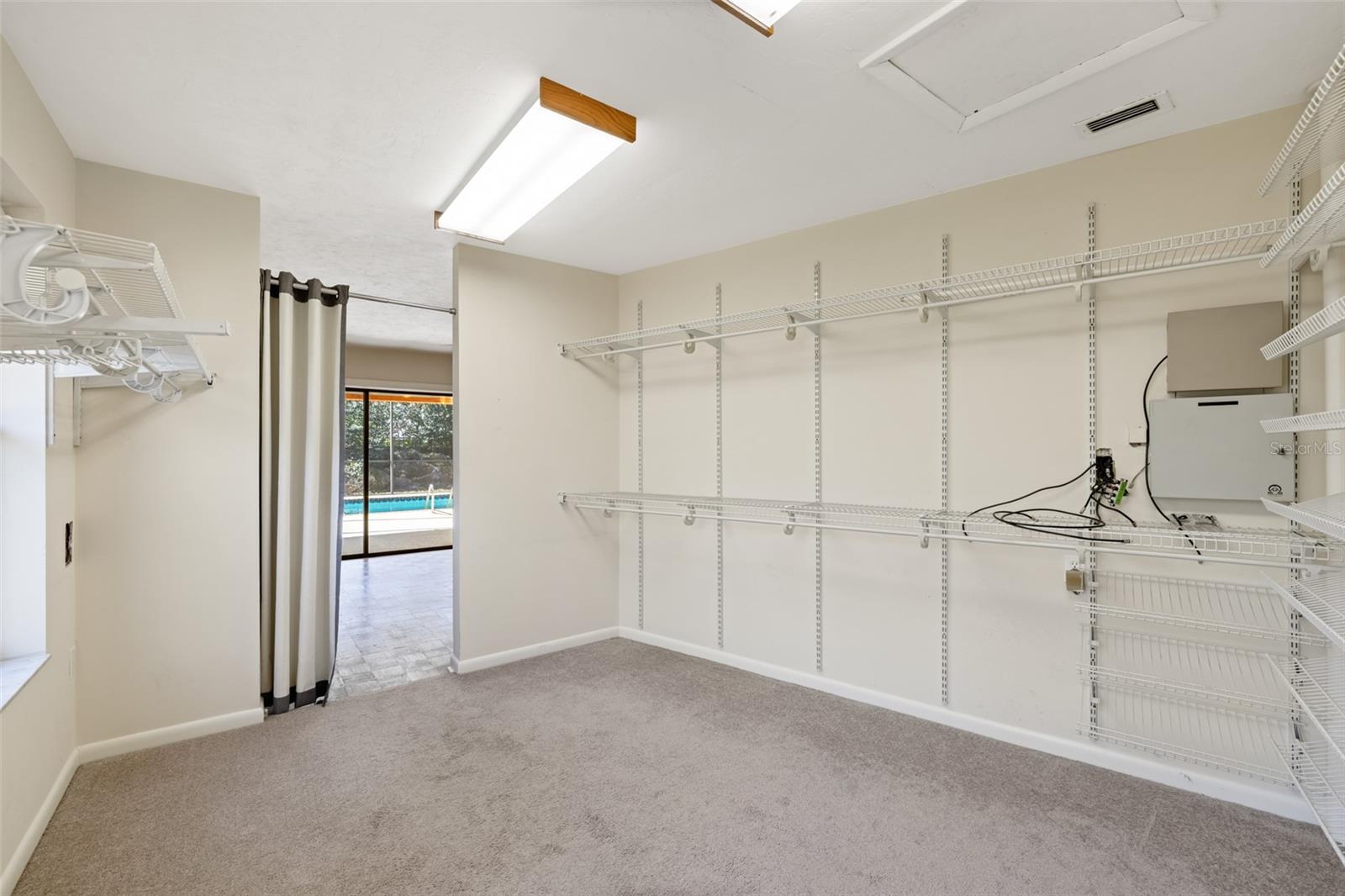 RAINTREE - Residential