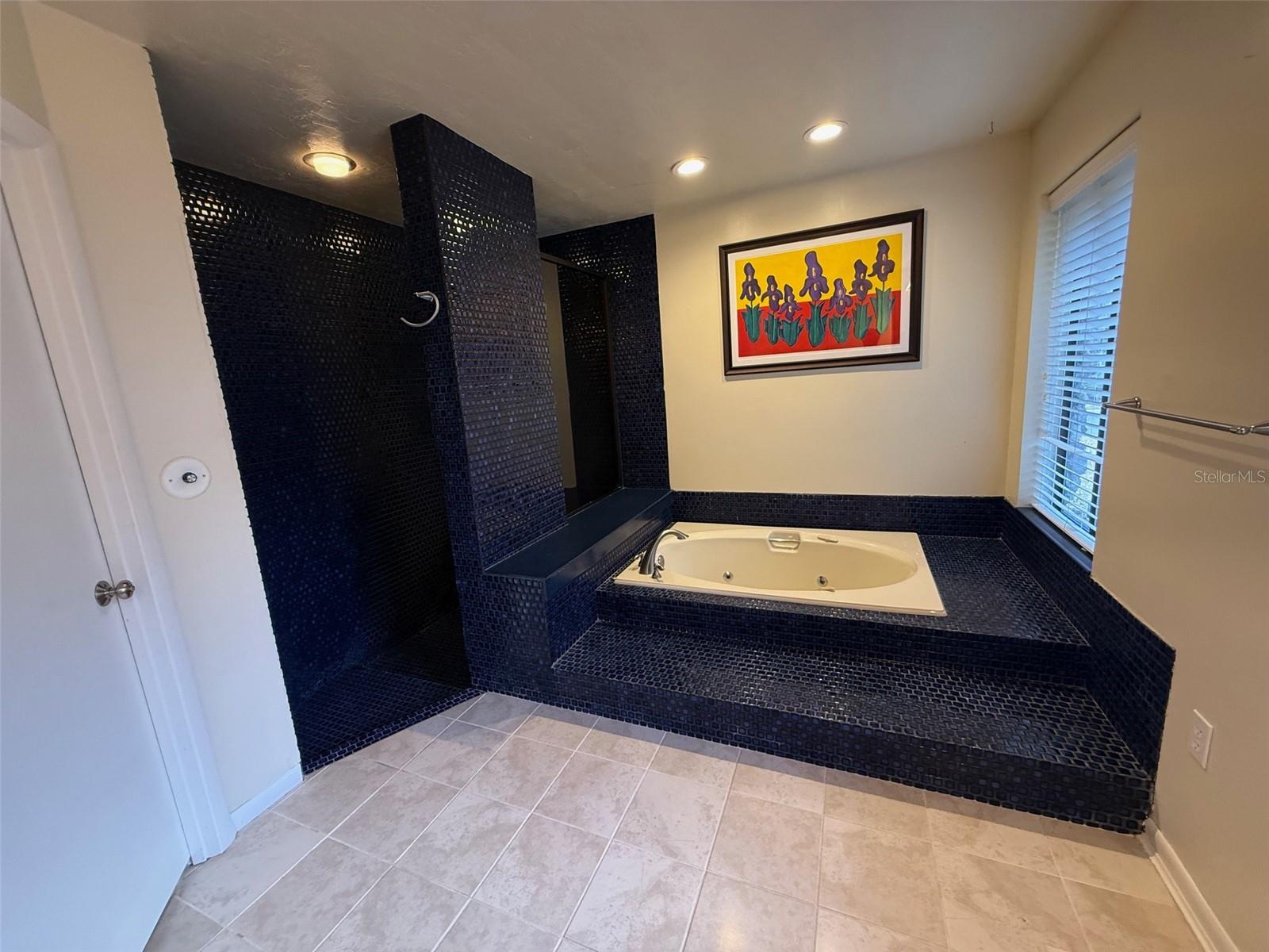 RAINTREE - Residential