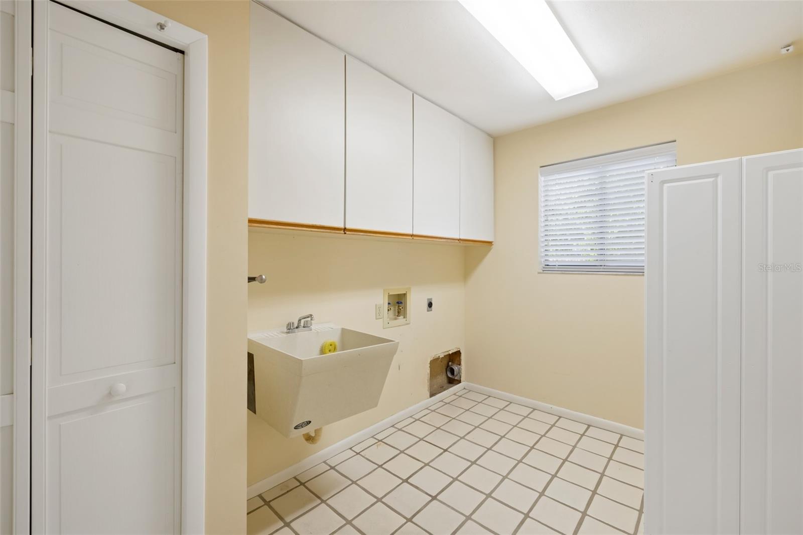 RAINTREE - Residential