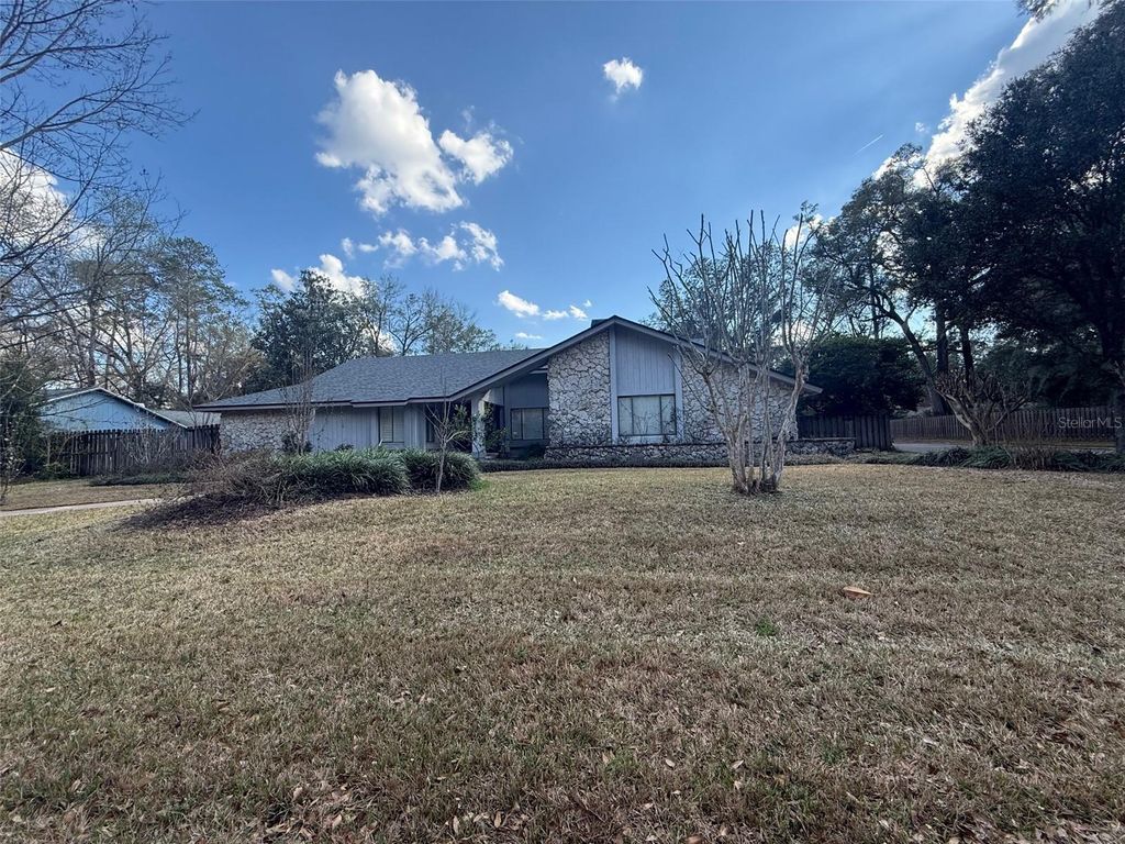 Photo of 2345 NW 14th Place, Gainesville, FL 32605 (MLS # GC537760)