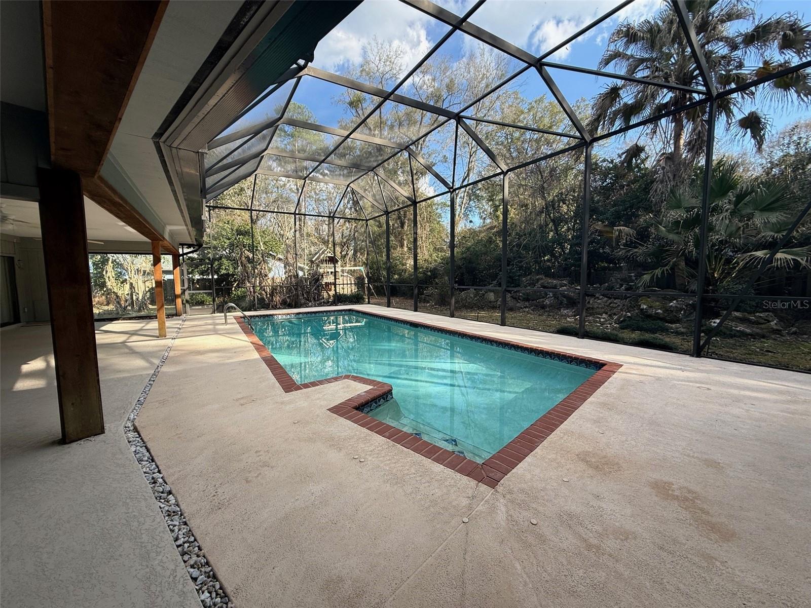 RAINTREE - Residential