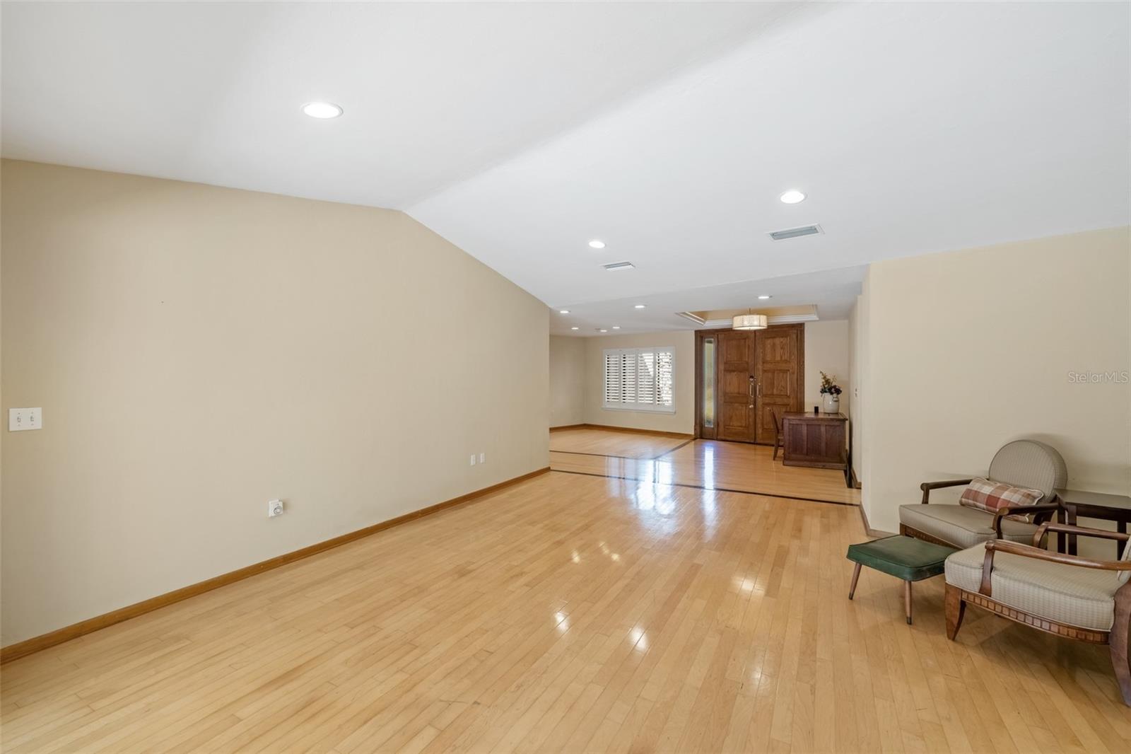 RAINTREE - Residential