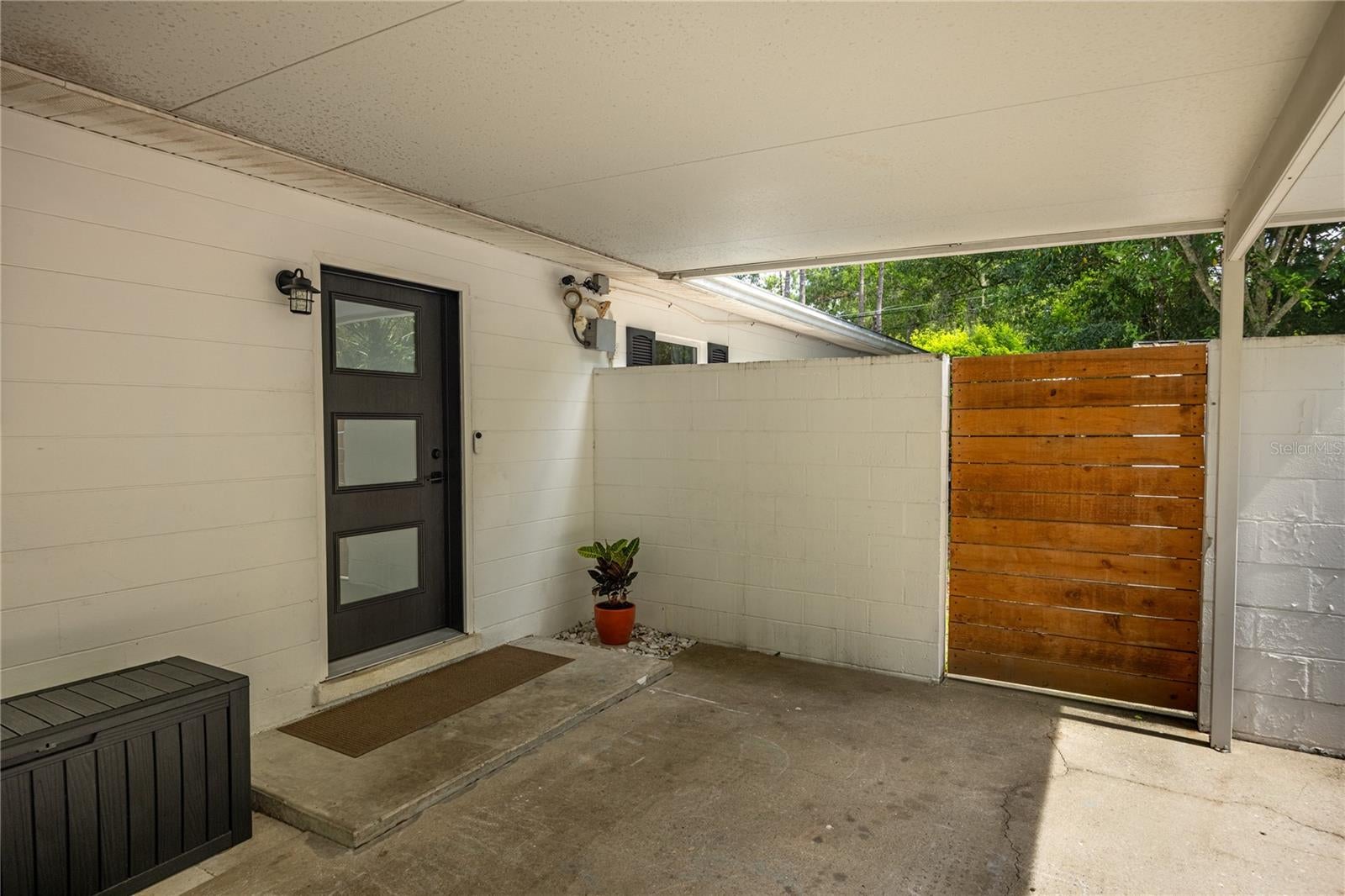 4204 NW 19TH PLACE