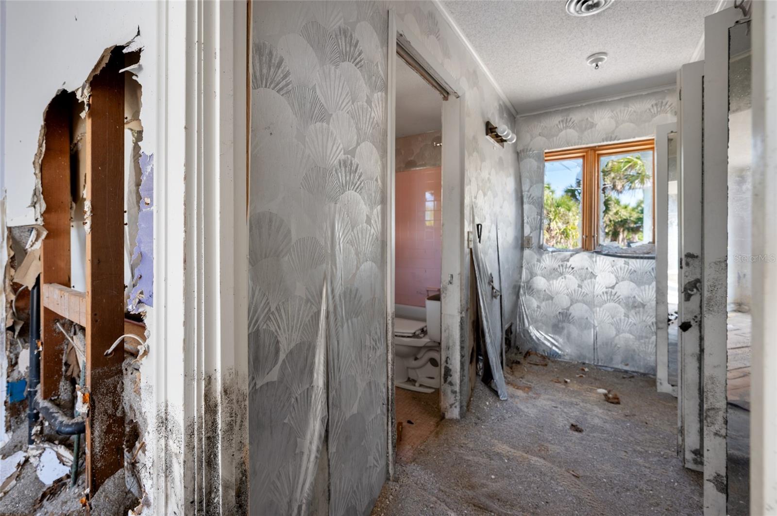 MANASOTA SHORES - Residential