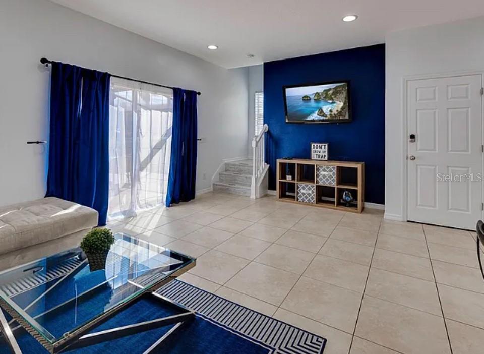 ENCANTADA PH 2 - Residential Lease