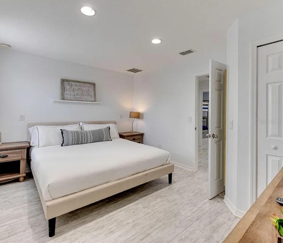ENCANTADA PH 2 - Residential Lease