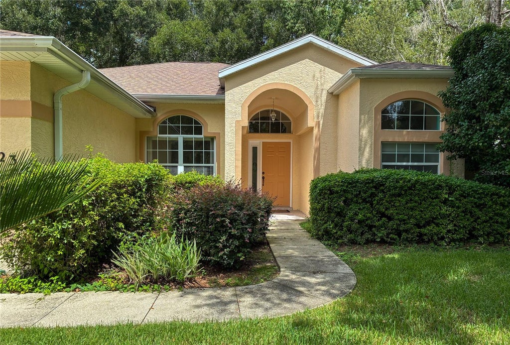 Photo of 8823 SW 196th Avenue Rd, Dunnellon, FL 34432 (MLS # GC542952)